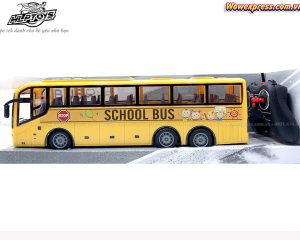 xe-bus-hoc-sinh-dieu-khien-BJL108b