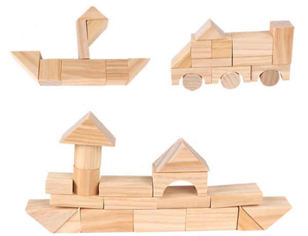 Đồ chơi xếp các khối gỗ giúp bé tăng trí tưởng tượng, tư duy toán học tốt
